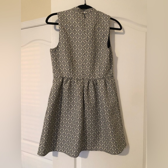 Forever 21 Brocade Dress - Picture 2 of 3